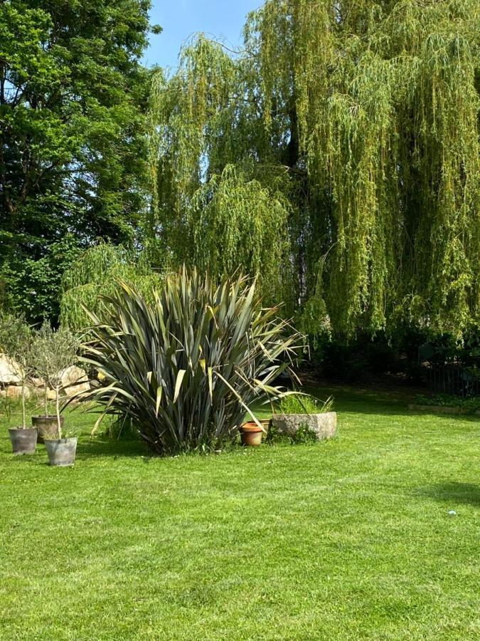 Le Clos Dauphinais Chez Laurette Quevert Ngoại thất bức ảnh